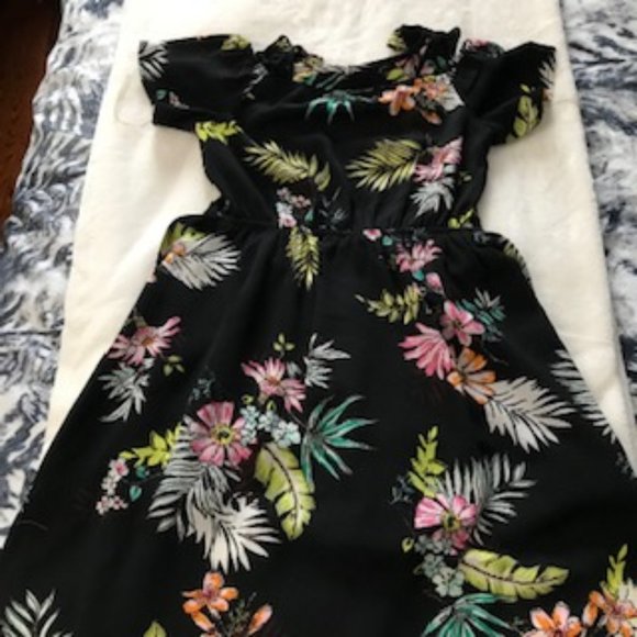 Girls Dress - Picture 2 of 2